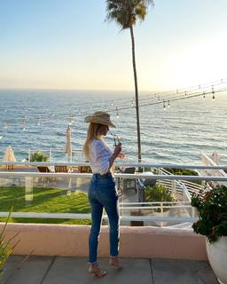 Sofía Zamolo feet photo thumbnail