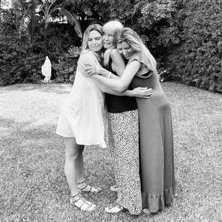 Sofía Zamolo feet photo thumbnail