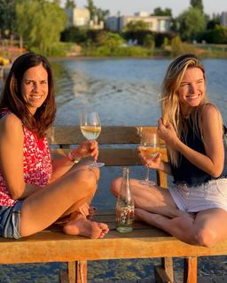 Sofía Zamolo feet photo thumbnail