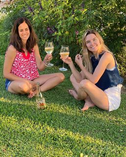 Sofía Zamolo feet photo thumbnail