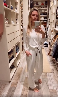 Sofía Zamolo feet photo thumbnail