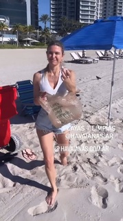 Sofía Zamolo feet photo thumbnail