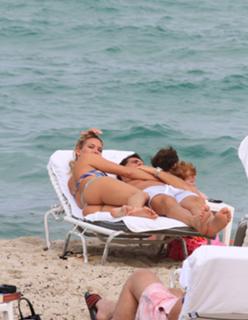 Sofía Zamolo feet photo thumbnail