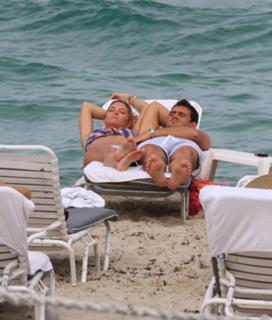 Sofía Zamolo feet photo thumbnail