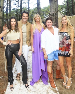 Sofía Zamolo feet photo thumbnail