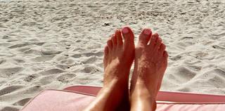 Sofía Zamolo feet photo thumbnail