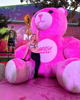 Sofía Zamolo feet photo thumbnail