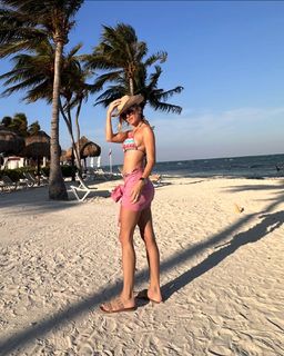 Sofía Zamolo feet photo thumbnail