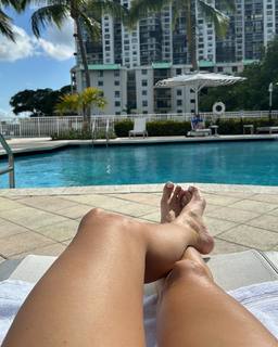 Sofía Zamolo feet photo thumbnail