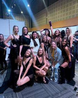 Sofía Zamolo feet photo thumbnail