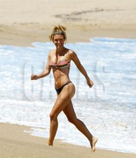 Sofía Zamolo feet photo thumbnail