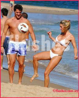 Sofía Zamolo feet photo thumbnail