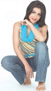 Soha Ali Khan feet photo 13
