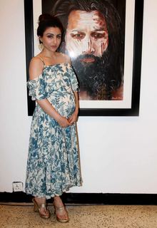 Soha Ali Khan feet photo 7