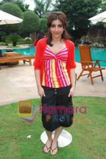 Soha Ali Khan feet photo 5