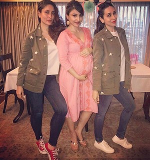 Soha Ali Khan feet photo 9
