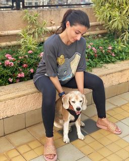 Soha Ali Khan feet photo 15