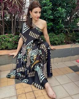 Soha Ali Khan feet photo 7