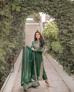 Sohai Ali Abro feet photo 6