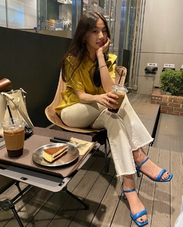 Sohee feet photo 2
