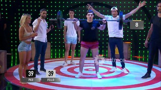 Sol Pérez feet photo thumbnail