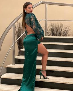 Sol Pérez feet photo thumbnail