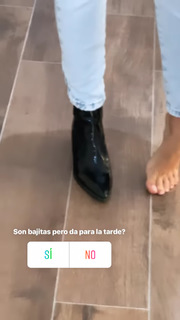 Sol Rivas feet photo 9