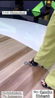 Sol Rivas feet photo 4