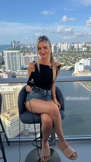Sol Rivas feet photo 1