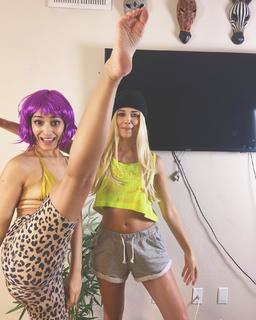 Sol Rodríguez feet photo thumbnail