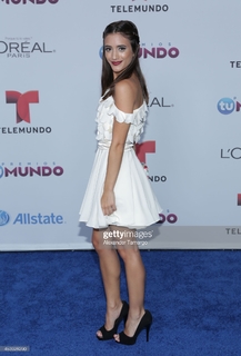 Sol Rodríguez feet photo thumbnail