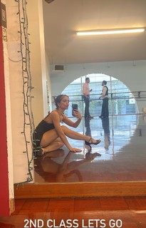 Sol Rodríguez feet photo thumbnail