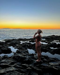 Sol Ruca feet photo 3
