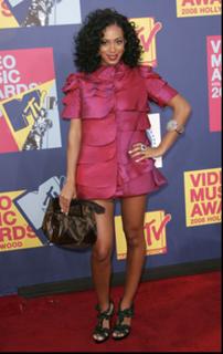 Solange feet photo thumbnail