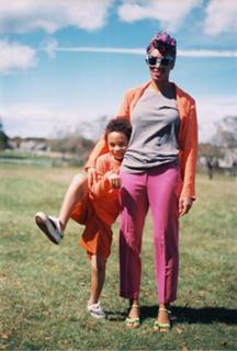 Solange feet photo thumbnail