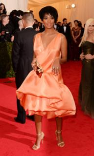 Solange feet photo thumbnail