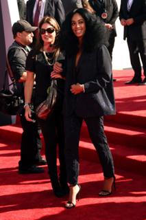 Solange feet photo thumbnail