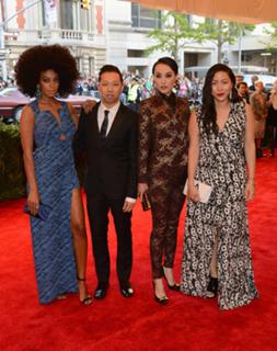 Solange feet photo thumbnail