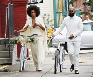 Solange feet photo thumbnail