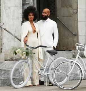 Solange feet photo thumbnail