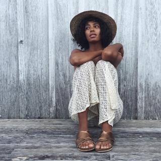 Solange feet photo thumbnail