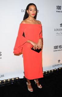 Solange feet photo thumbnail