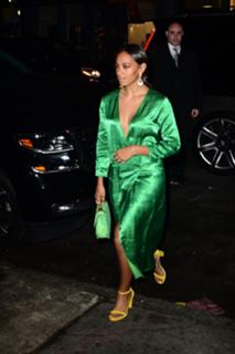 Solange feet photo thumbnail