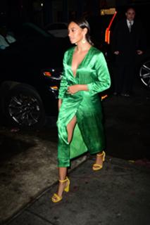 Solange feet photo thumbnail