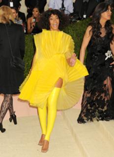 Solange feet photo thumbnail