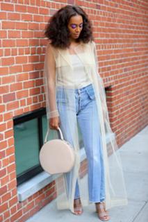 Solange feet photo thumbnail