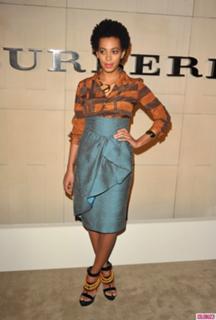 Solange feet photo thumbnail