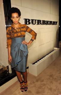 Solange feet photo thumbnail