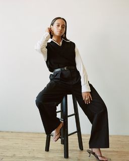 Solange feet photo thumbnail