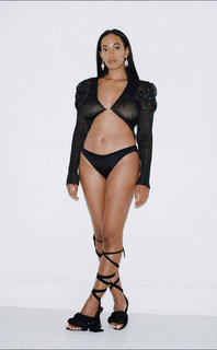 Solange feet photo thumbnail